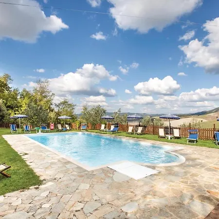 Апартаменты Lovely Apartment In Prato Dera Pi Ulignano